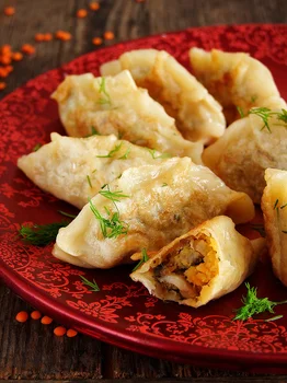 pierogi z soczewicą i z pieczarkami