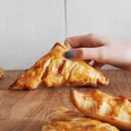 Rożki z ciasta francuskiego z jabłkiem i gruszką