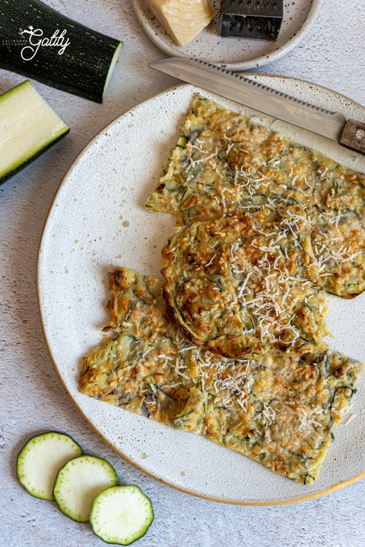 Scarpaccia, włoski placek z cukinii