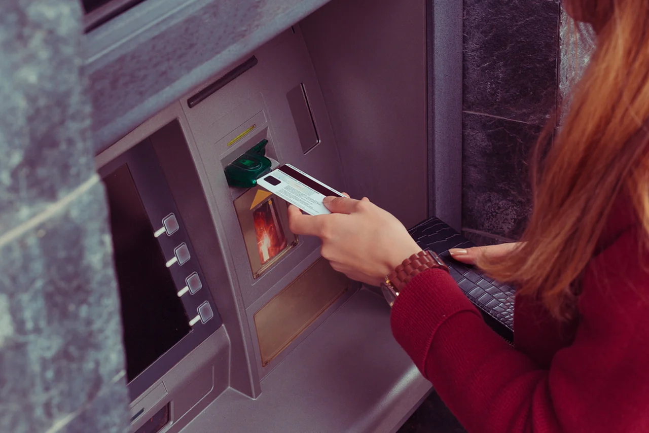 Bankomat nie wypłacił pieniędzy – co należy wtedy zrobić?