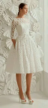Sukienka w bieli