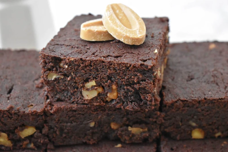 Czekoladowe brownie z orzechami włoskimi