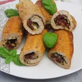 Roladki schabowe z bazyliowym pesto i suszonymi pomidorami