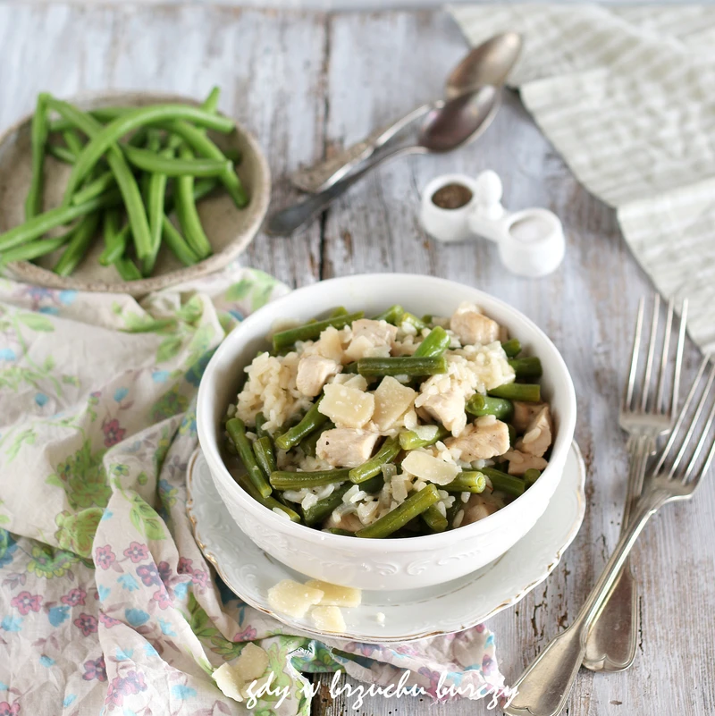 Risotto z fasolką szparagową i kurczakiem