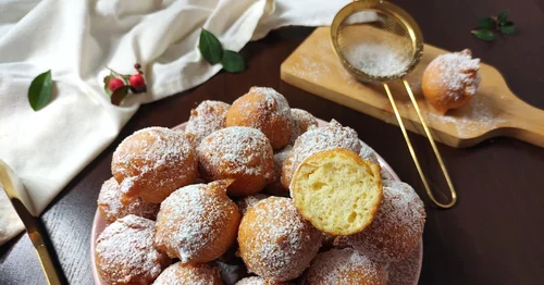 Niby pączki na serku waniliowym.