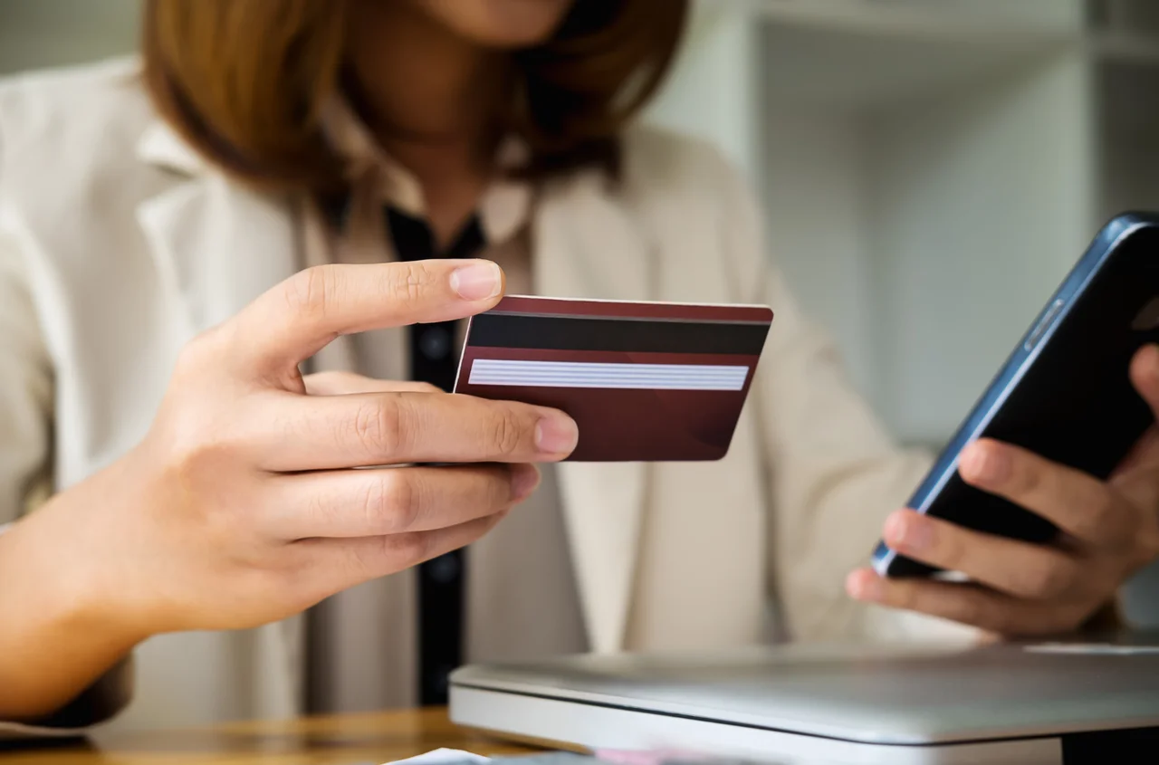 Banki ostrzegają przed utrudnieniami! Lepiej miej gotówkę przy sobie!