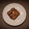 Brownie z orzechami laskowymi i solą morską
