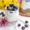 Jogurty idealne na diecie i lekki pudding chia z borówkami