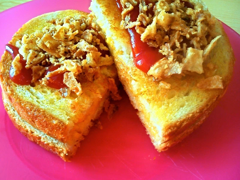 Kolacja w 5 min - Grillowana kanapka z serem cheddar