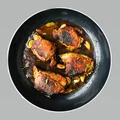 Kurczak adobo w delikatnym sosie