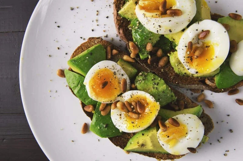 Tanie superfoods: Poznaj 6 zamienników najzdrowszych produktów