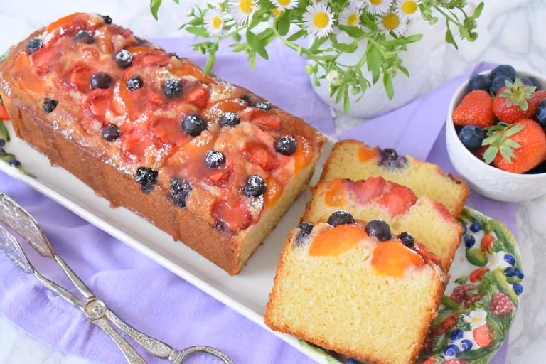 Ciasto z owocami i mascarpone