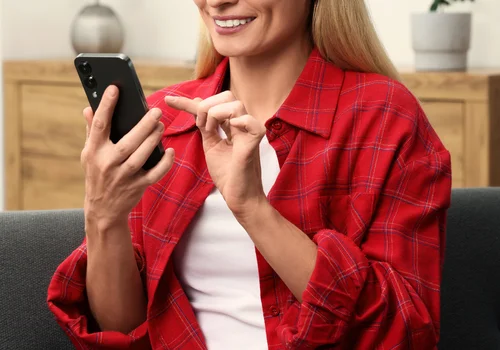 Emerytura i ZUS w telefonie! Z nowej funkcji mObywatel skorzystają nie tylko seniorzy, ale będzie limit wieku