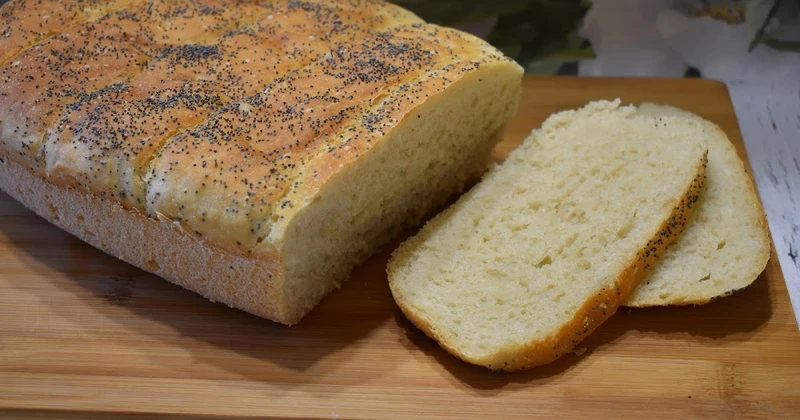 Chleb z naczynia żaroodpornego