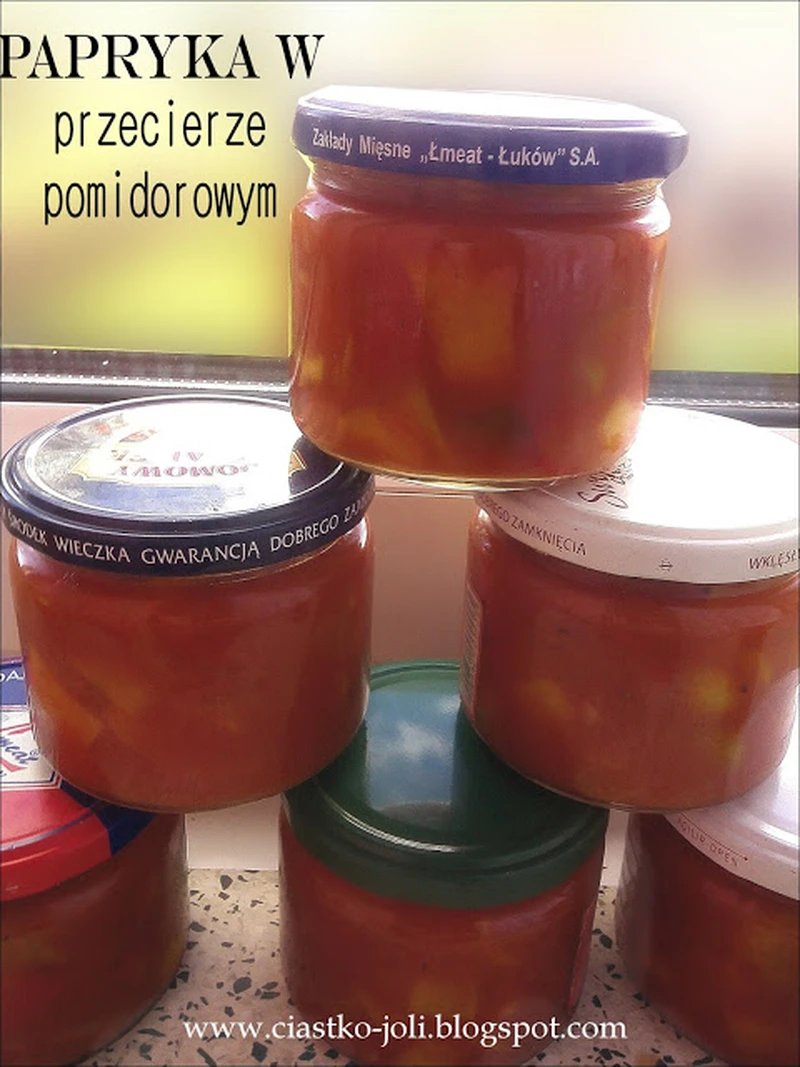 Papryka w przecierze pomidorowym