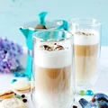 Latte z białą czekoladą
