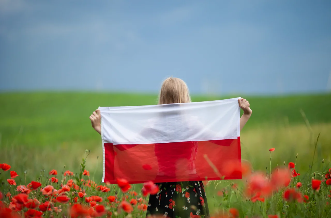 Czy za 3 maja 2025 przysługuje dzień wolny? Nie musisz, ale warto zadbać o formalności