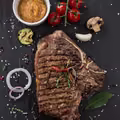 Jak przygotować stek z grilla? Poznaj porady, dzięki którym Twoje steki zawsze będą perfekcyjne!