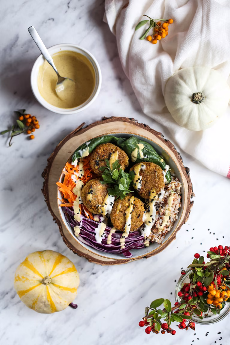 Buddha bowl z falafelem