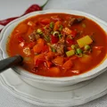Pikantna zupa paprykowa