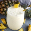 Piña colada smoothie