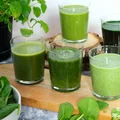 Naturalne zielone koktajle
