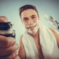 WYKORZYSTAJ PIANKĘ DO GOLENIA W SAMOCHODZIE!