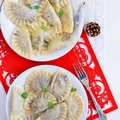 Pierogi z grzybami i kaszą gryczaną