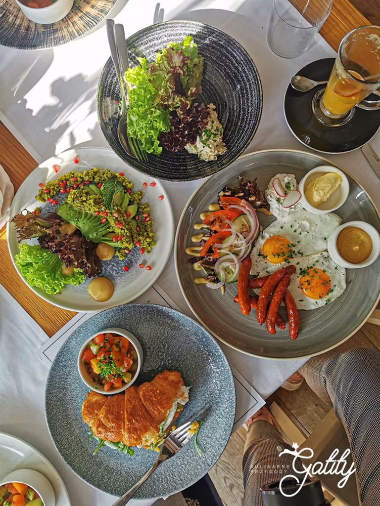 Weekendowe śniadania w restauracji Akademia