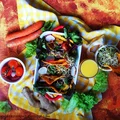 Marchewkowe Taco z wiosennymi dodatkami i guacamole
