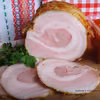 Boczek rolowany, peklowany, pieczony w niskiej temperaturze. Domowa wędlina na kanapki.