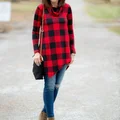 Czerwona tunika w kratę