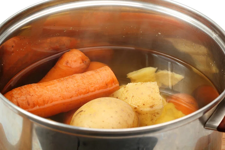 Zdjęcie Po tym artykule do gotujących się ziemniaków już zawsze będziesz dodawać marchewkę! #1