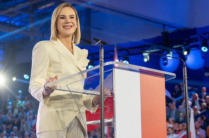 Co Polacy sądzą o Marcie Nawrockiej? Nowy raport mówi wszystko!