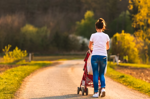 Alimenty już w 7 dni? Rząd pracuje nad dużą zmianą dla rodziców