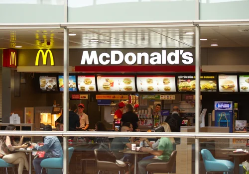 Tak drogo jeszcze nie było! Ile w tym roku kosztuje kultowy burger McDonald's?