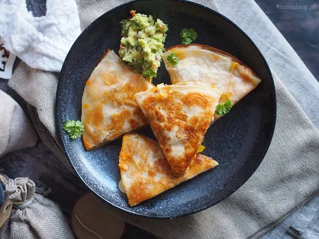 Quesadillas ze stekiem i papryką