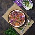 Sałatka z kapusty pekińskiej z kiszonym ogórkiem (dieta dr. Ewy Dąbrowskiej)