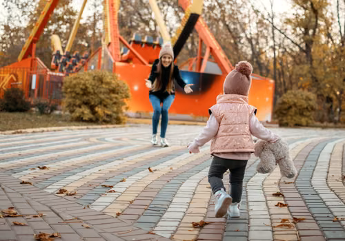 800 plus z kryterium dochodowym tylko dla pracujących? Premier już zdecydował o dalszych losach świadczenia