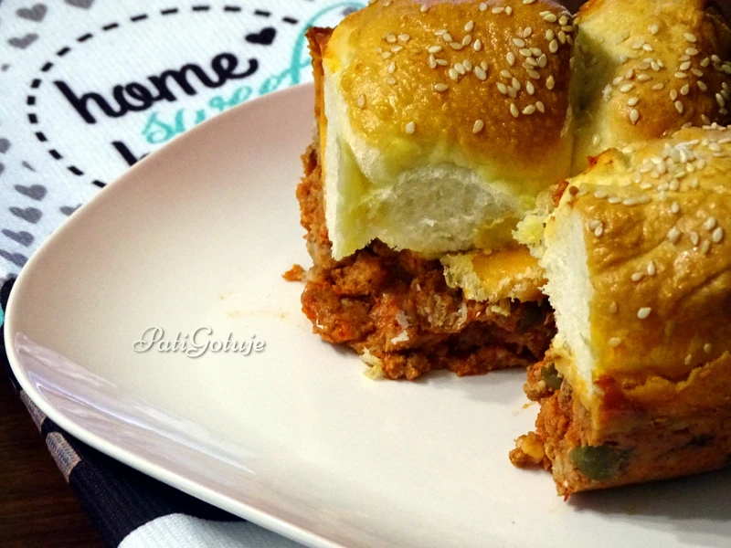 Zapiekanka hamburgerowa