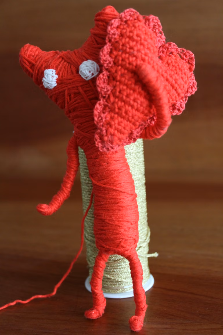 Yarny - włóczkowy bohater gry Unravel