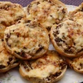 Zapiekanki z szynką i pieczarkami
