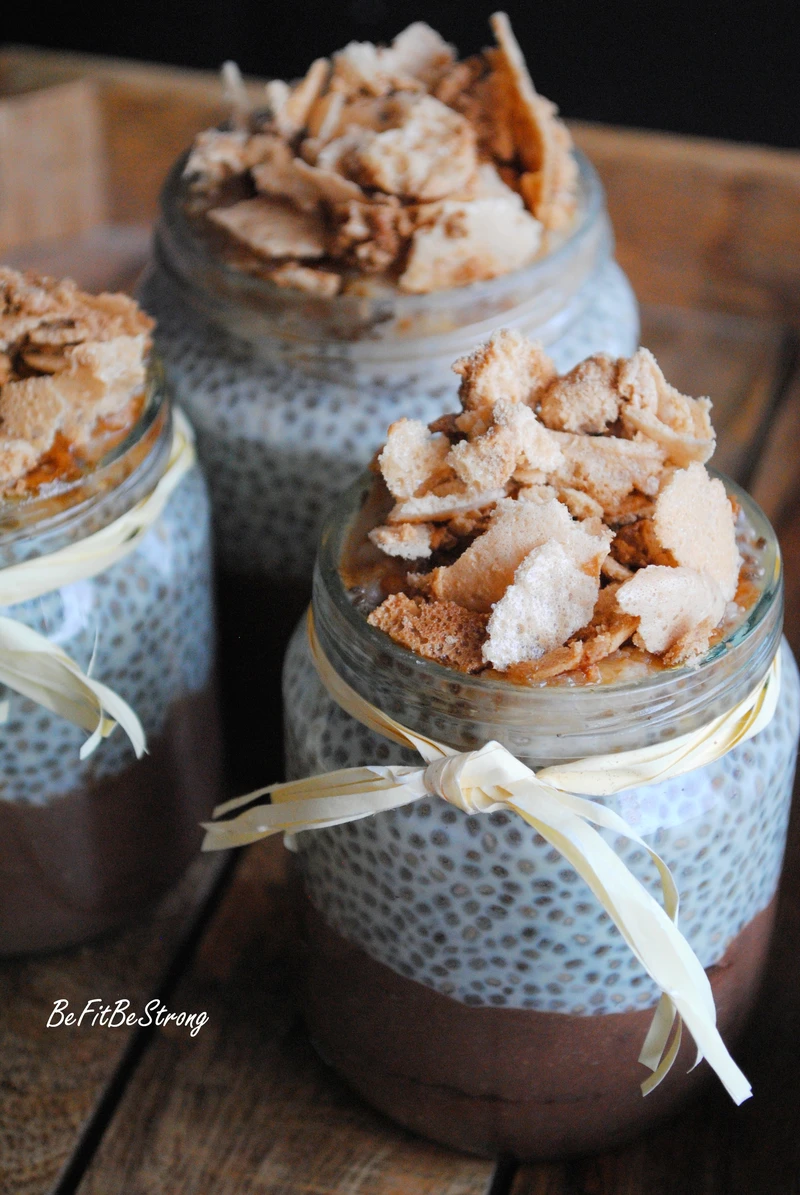 Pudding chia z kakaowym kremem gryczanym i kremem kasztanowym z bezami