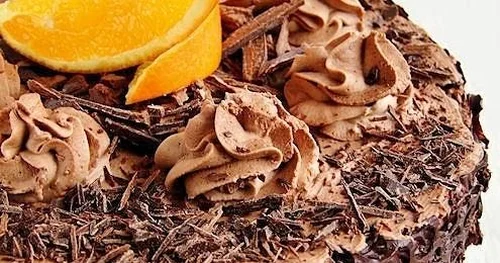 tort czekoladowy z likierem pomarańczowym