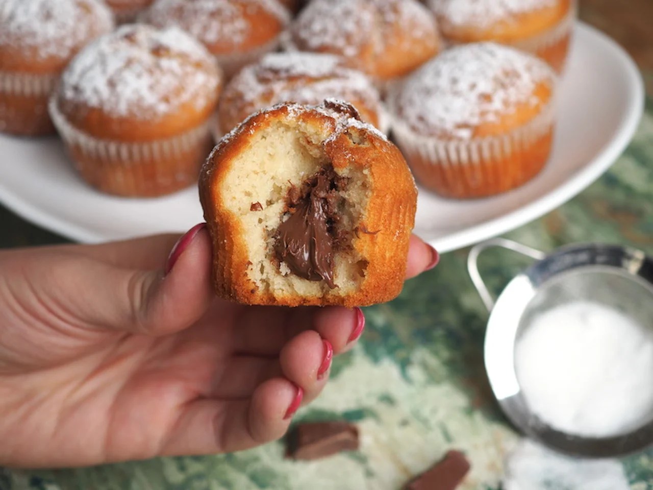 Dziecinnie proste muffinki z czekoladą. Krok po kroku.