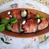 Kiełbasa biała pieczona w boczku