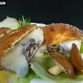 Smażony ser nadziewany maślakami