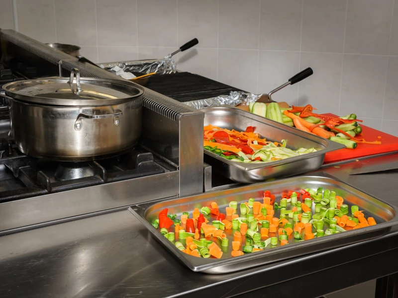 Czy prawo wymusi wegańskie posiłki w każdej restauracji?