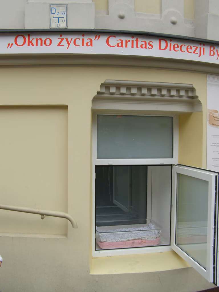 Sąd podjął decyzję w sprawie 6-latki z okna życia! Czy wróci do rodziny?