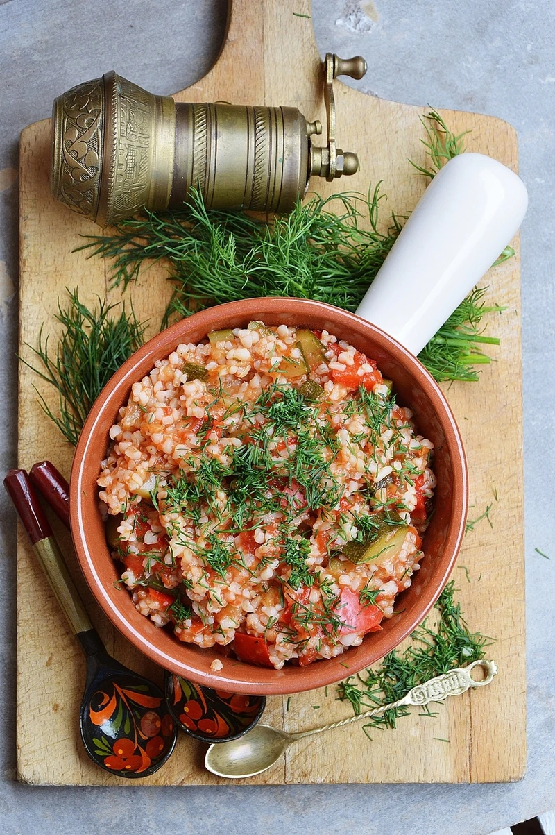 Bulgur z warzywami śródziemnomorskimi